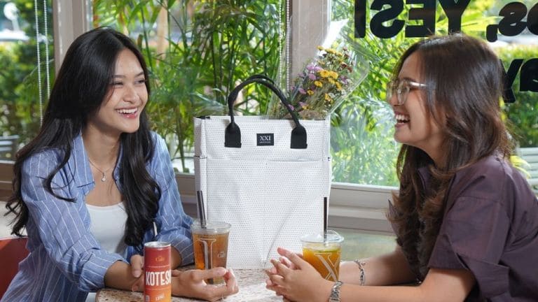 Cinema XXI Turns Old Screens into Bags for Social, Eco Impact