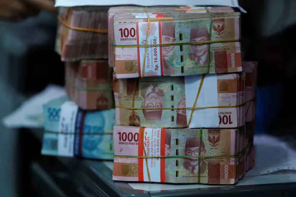 Indonesia’s Rupiah is Teetering as Global Oil Prices Blast Past $100