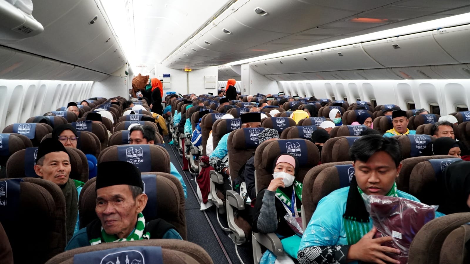 Garuda Indonesia Launches Hajj 2026 Flights, Records 100% OTP on First Day