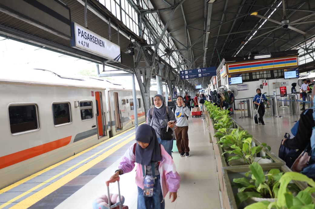 Easter Long Weekend: KAI Daop 1 Jakarta Operates 17 Additional Train Services