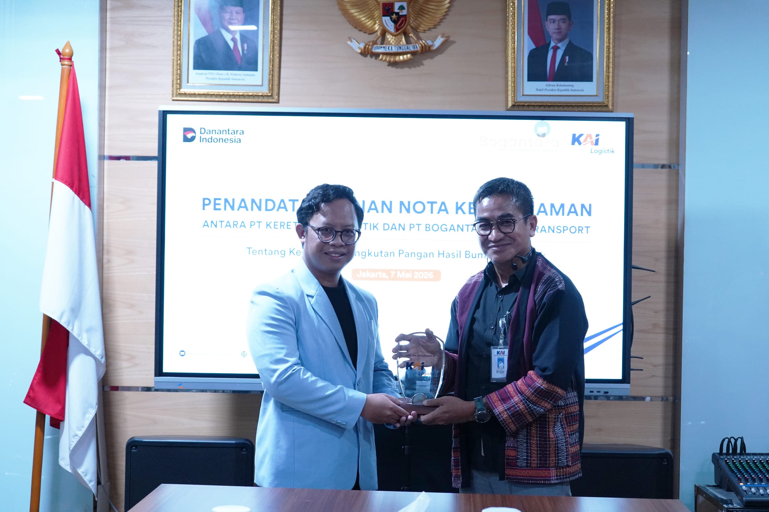 KAI Logistik Partners with Bogantara to Expand National Food and Livestock Distribution via Rail