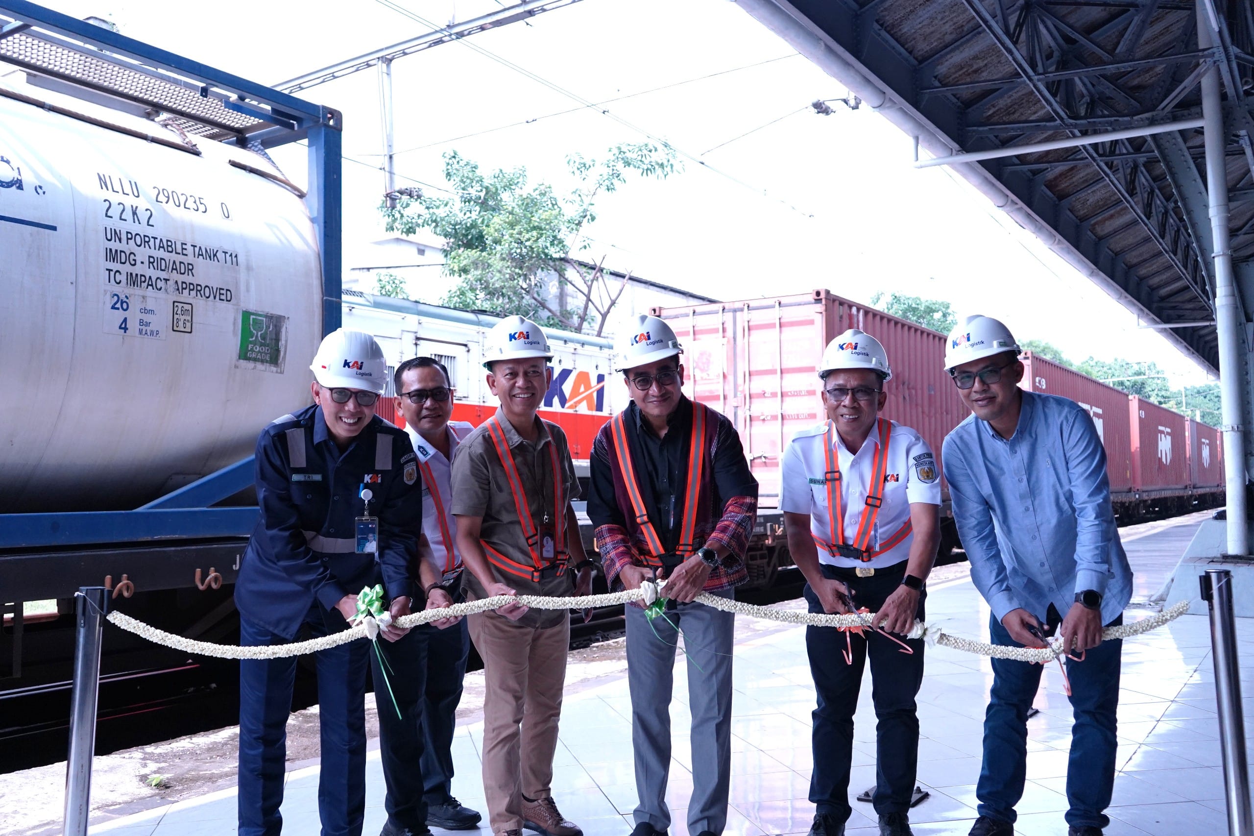 KAI Logistik Launches KA Ronggo and KA Klari 2, Adds 29,700 Tons of Monthly Freight Capacity