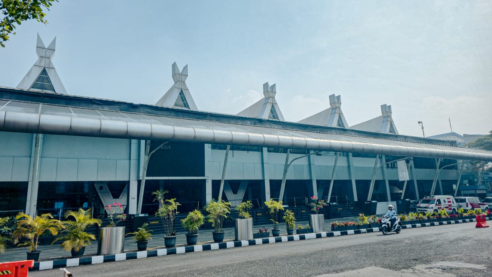 InJourney Airports Speeds Up Preparations to Optimize Husein Sastranegara Airport