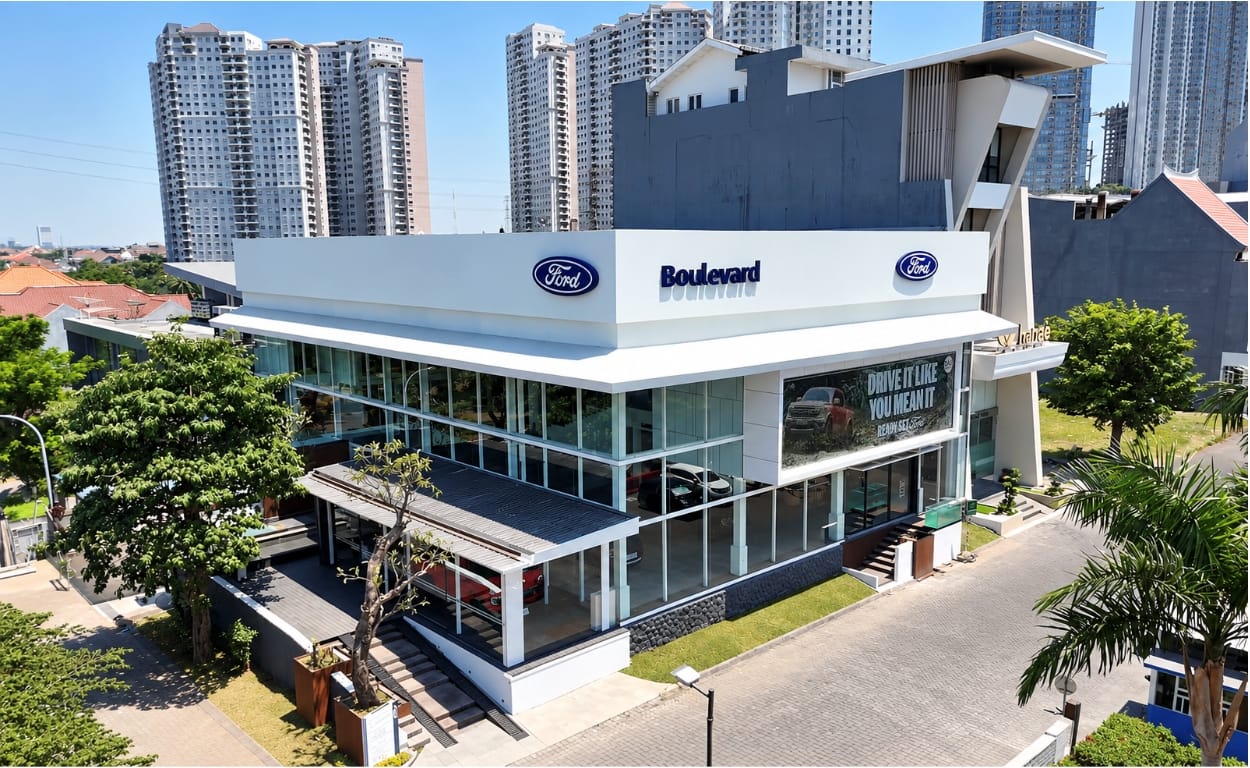 Ford RMA Indonesia Opens Largest 3S Dealership in Surabaya